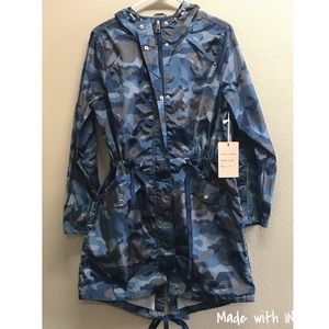 ¡NEW! Charlotte Russe Blue Camo Jacket
